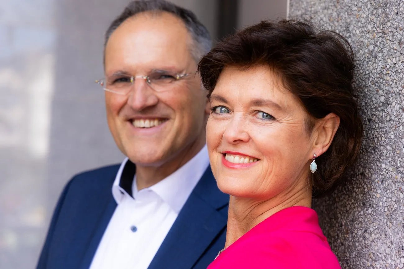 Stefanie und Rüdiger Jung, autorisierte INQA-Coaches für Marketing und KI im Mittelstand bei ProDigital