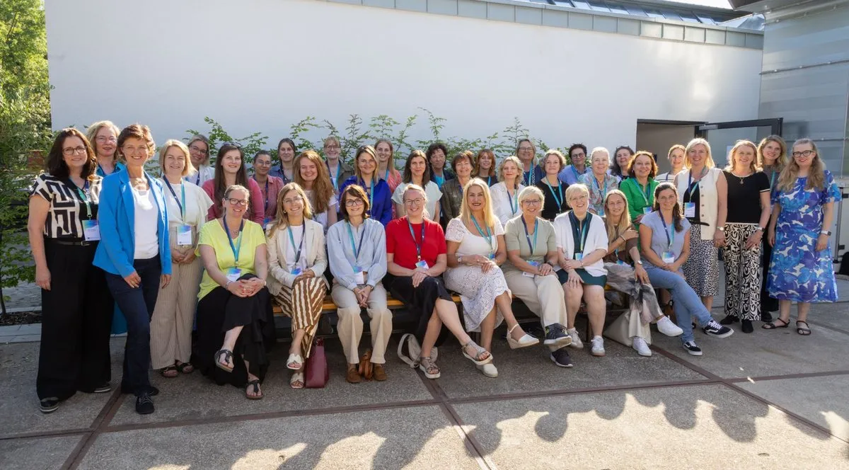Teilnehmerinnen und Referentinnen des Summer Special Events KI im Business der MEO Business Women